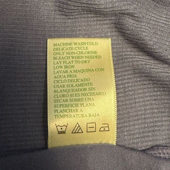 Bundle * 2 women’s Tangerine XL Tshirts pink and blue - Picture 5 of 10